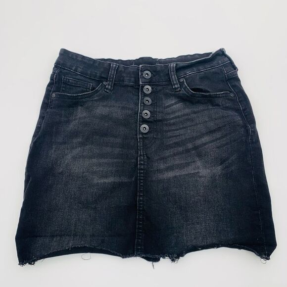 Kendall + Kylie | Black Denim Button-Up Skirt | size 7 - Picture 1 of 5